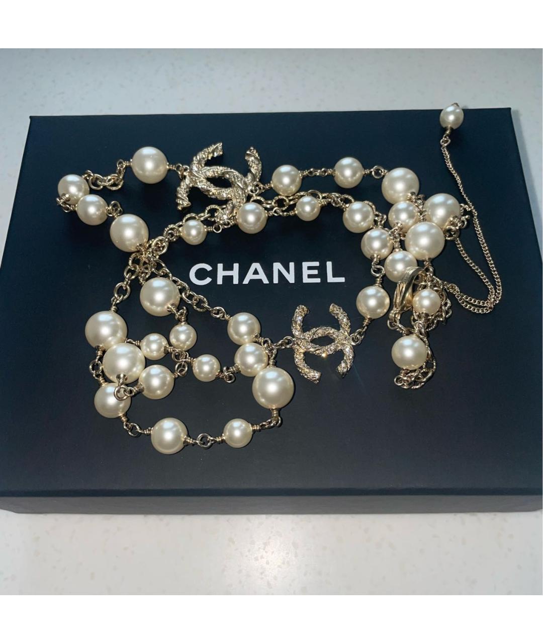 CHANEL Белое колье из желтого золота, фото 6