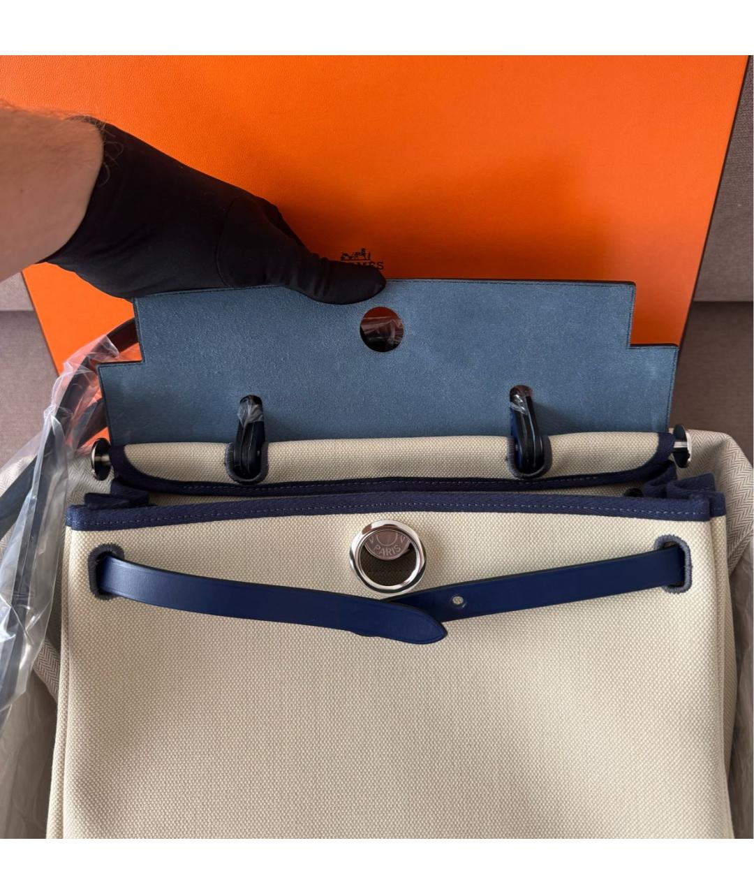 HERMES Бежевая кожаная сумка через плечо, фото 4