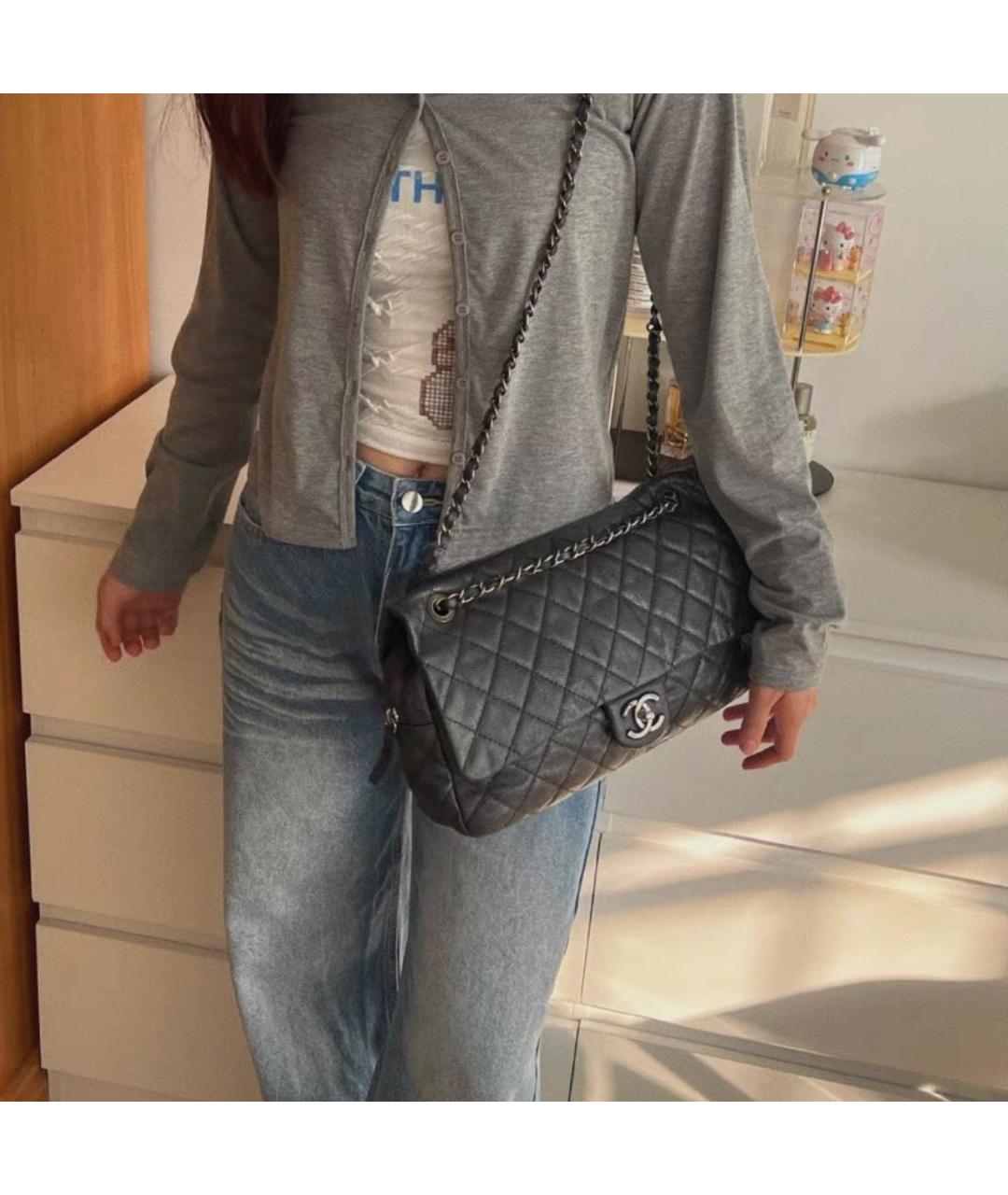 CHANEL Черная кожаная сумка тоут, фото 7