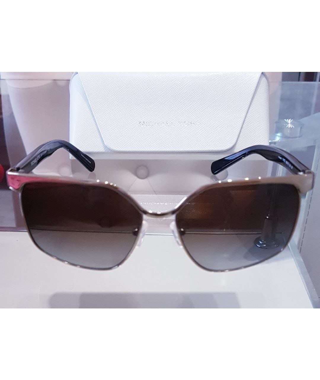MICHAEL KORS Коричневые пластиковые солнцезащитные очки, фото 5