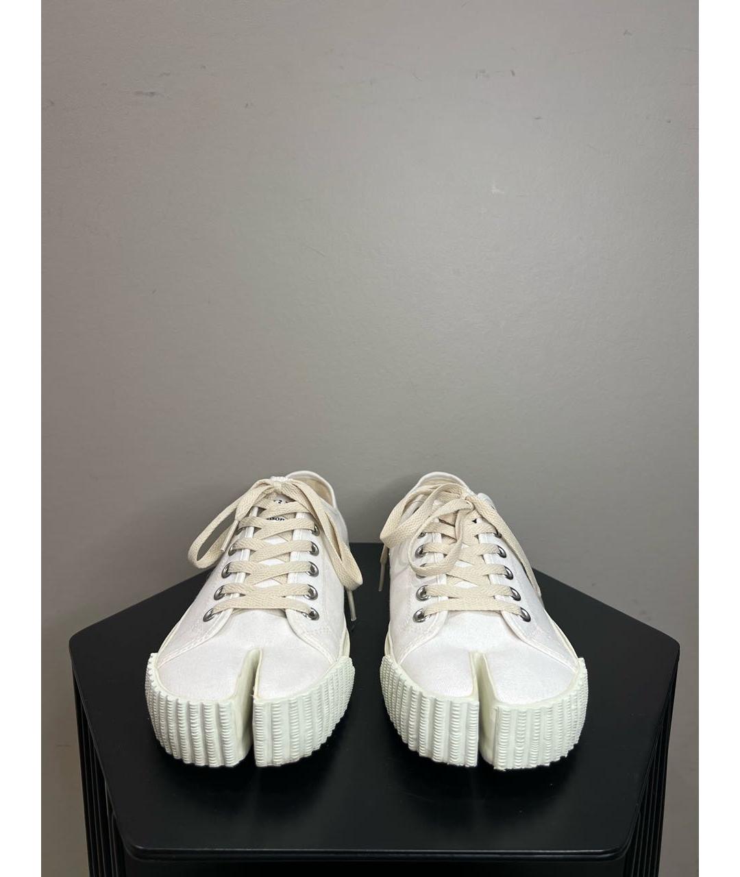 MAISON MARGIELA Белые текстильные низкие кроссовки / кеды, фото 2