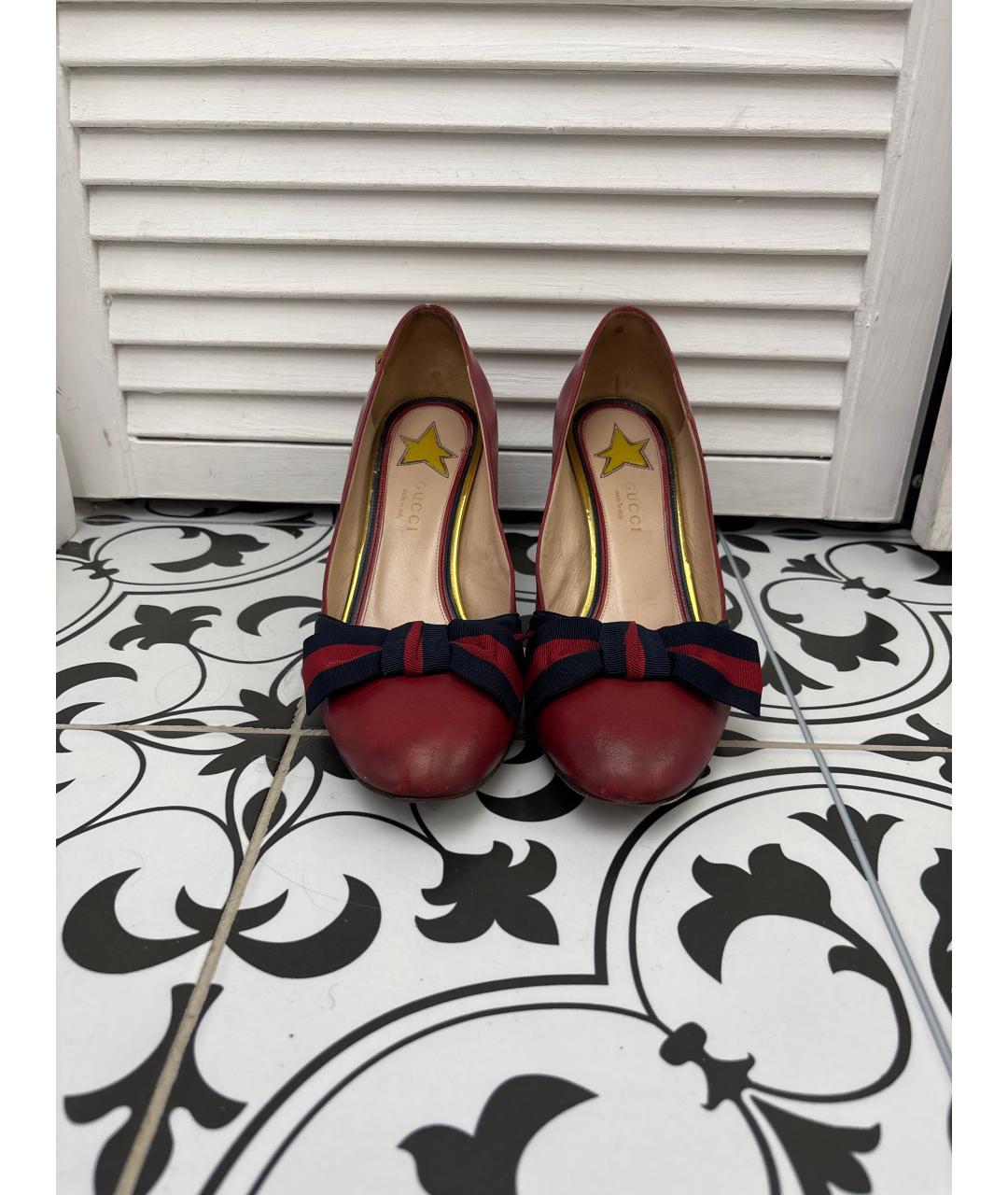 GUCCI Красные кожаные туфли, фото 2