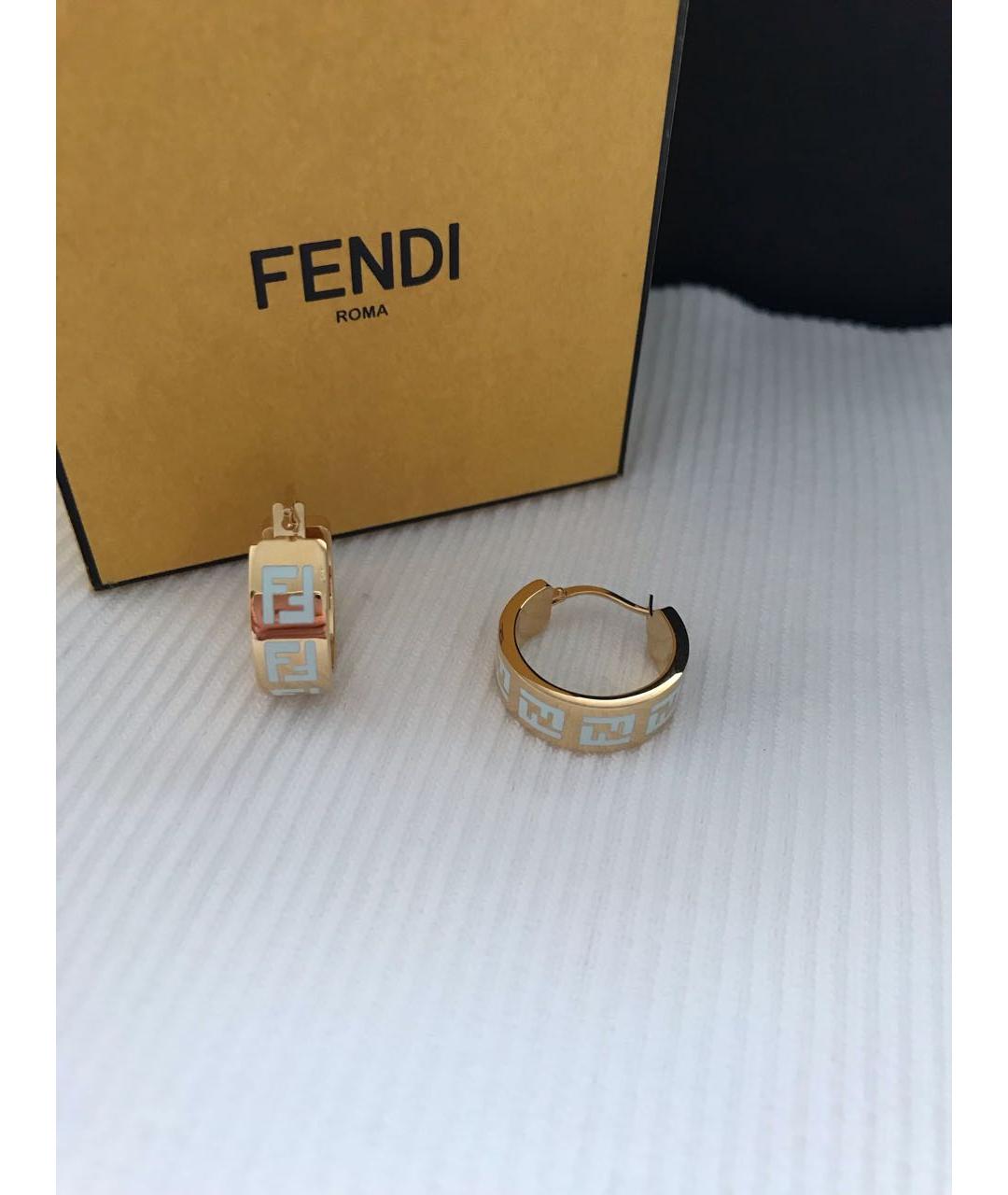 FENDI Золотые металлические серьги, фото 5
