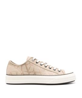 VALENTINO Низкие кроссовки / кеды