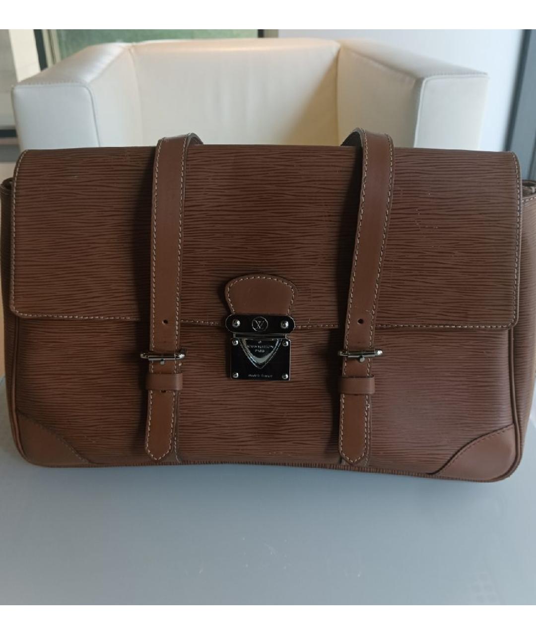 LOUIS VUITTON Коричневая сумка с короткими ручками из лакированной кожи, фото 8