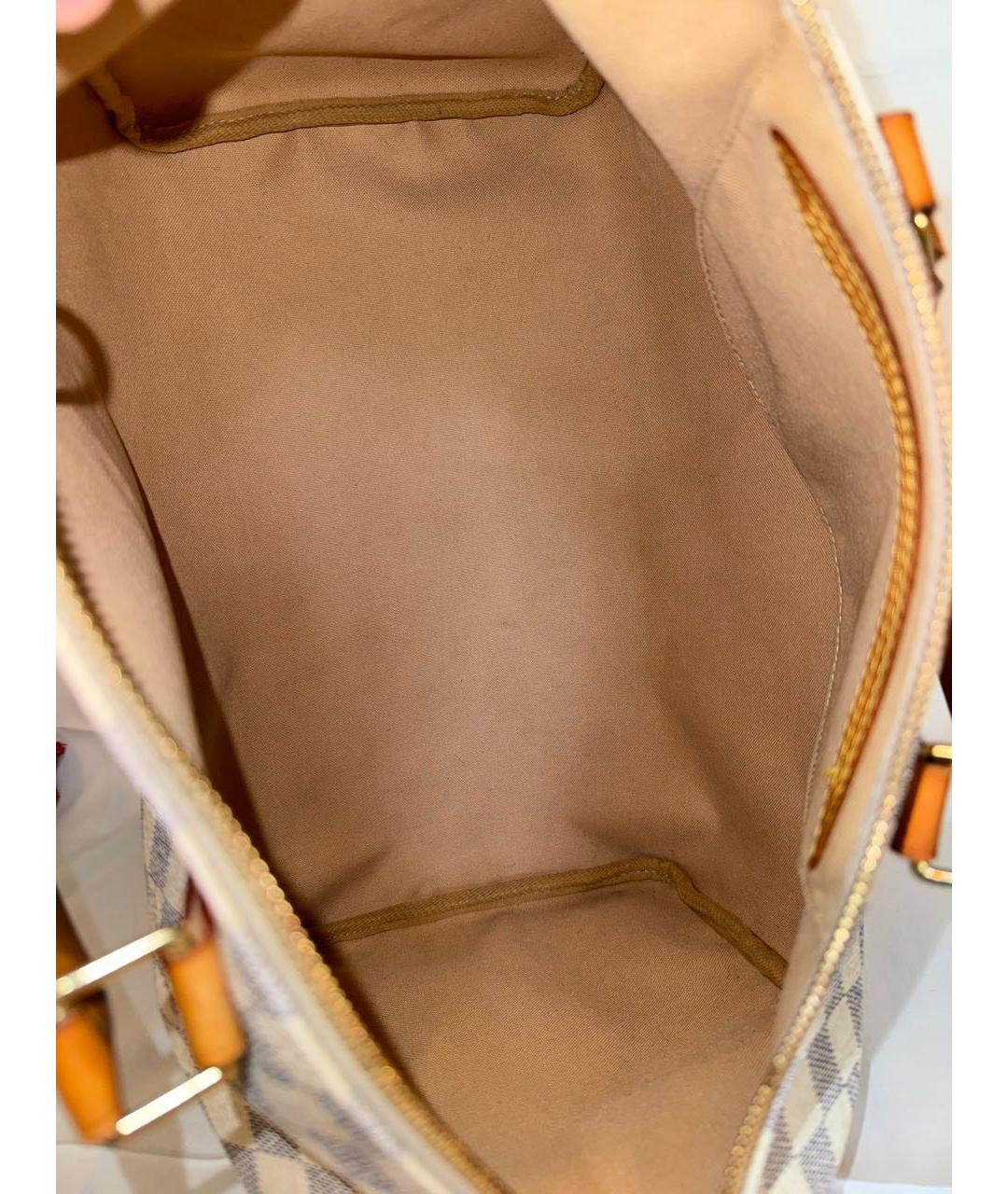 LOUIS VUITTON Бежевая тканевая сумка с короткими ручками, фото 3