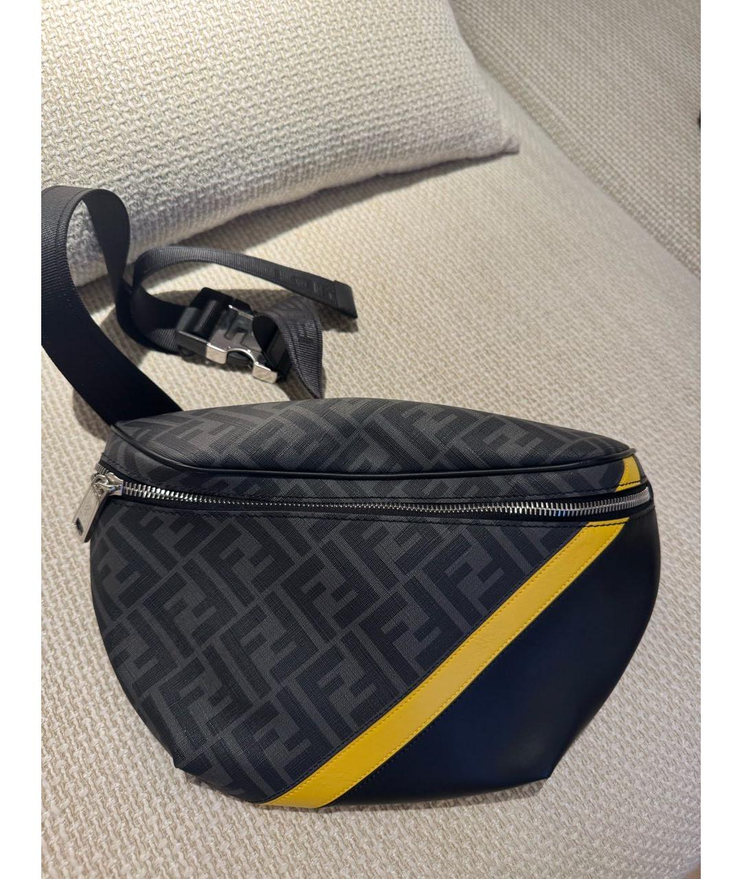 FENDI Черная кожаная поясная сумка, фото 7