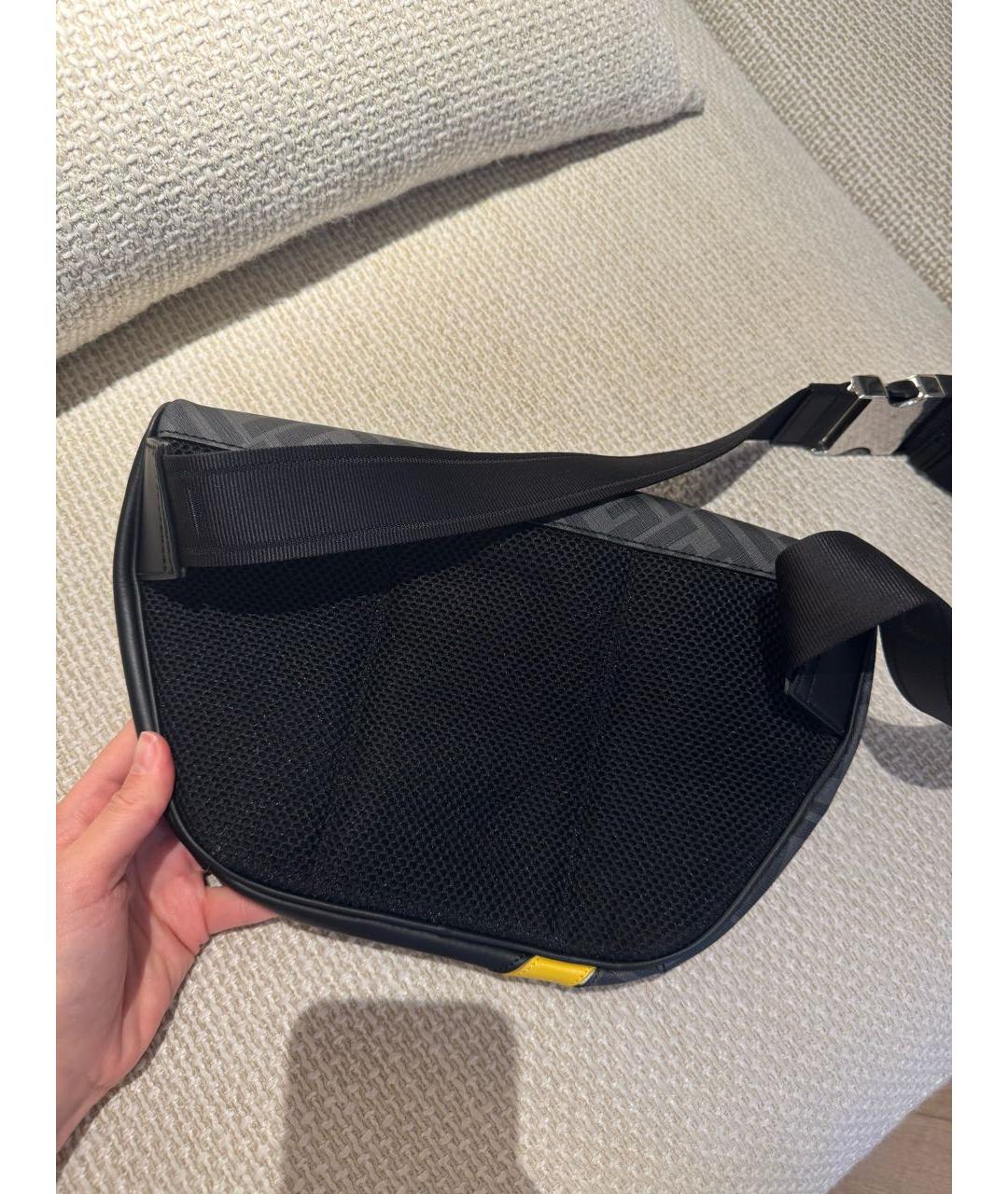 FENDI Черная кожаная поясная сумка, фото 2