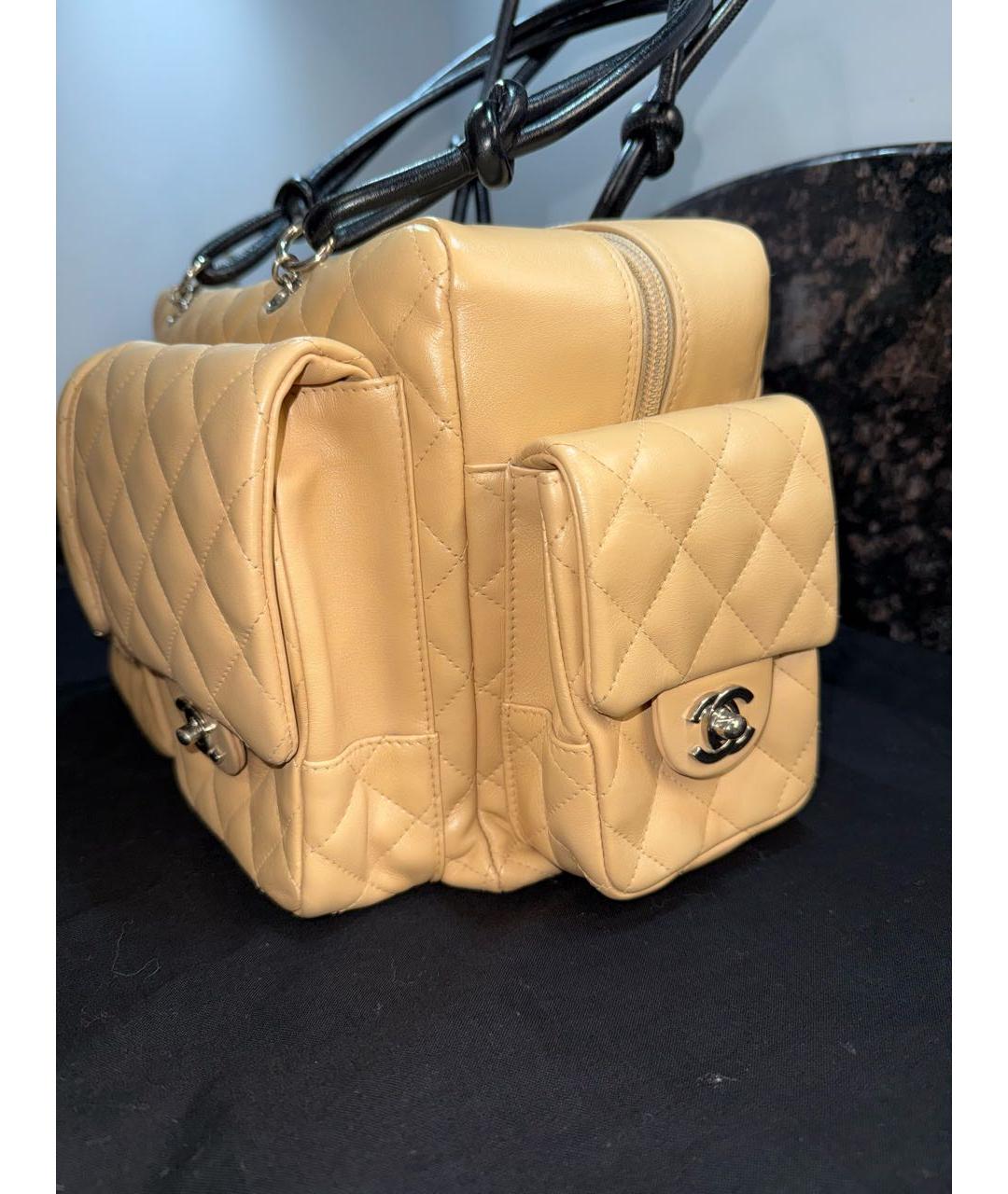 CHANEL Бежевая кожаная сумка с короткими ручками, фото 5