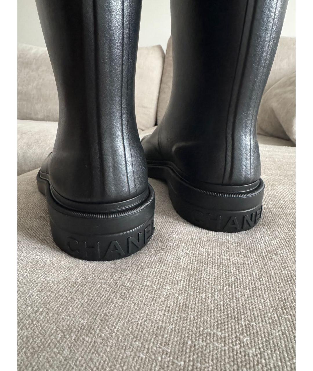 CHANEL Черные кожаные сапоги, фото 4