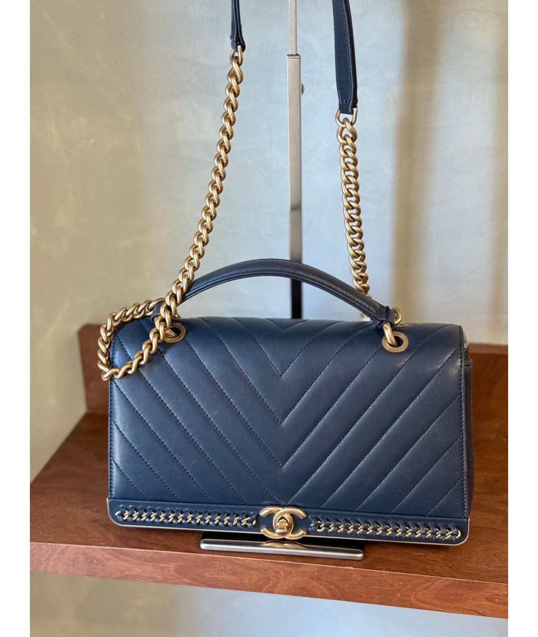CHANEL Голубая кожаная сумка тоут, фото 2