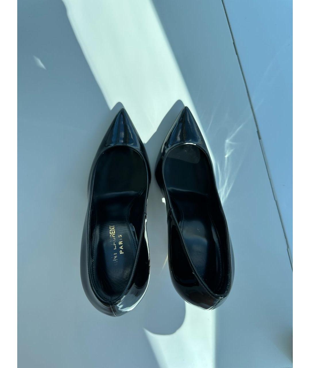 SAINT LAURENT Черные туфли из лакированной кожи, фото 3