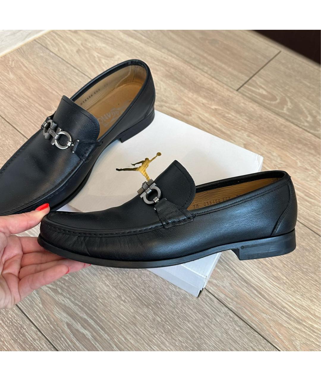 FERRAGAMO Черные кожаные туфли, фото 6
