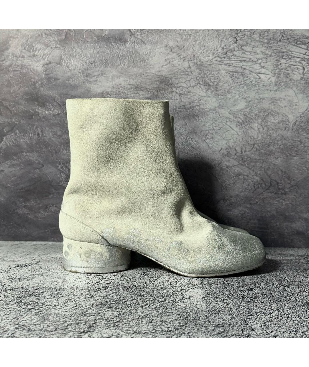 MAISON MARGIELA Бежевые замшевые ботильоны, фото 9