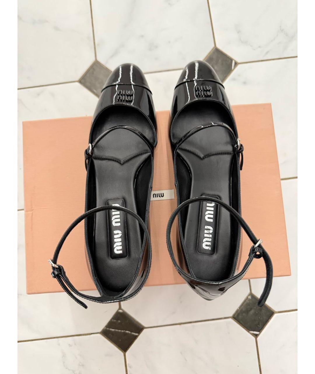 MIU MIU Черные туфли из лакированной кожи, фото 3