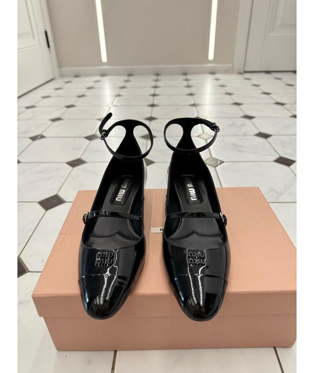 MIU MIU Черные туфли из лакированной кожи, фото 2