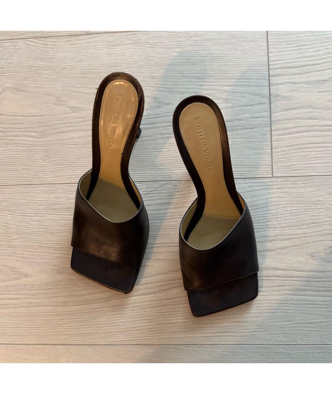 BOTTEGA VENETA Коричневые кожаные мюли, фото 2