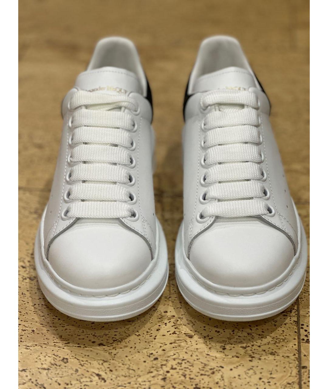 ALEXANDER MCQUEEN Белые кожаные кеды, фото 2