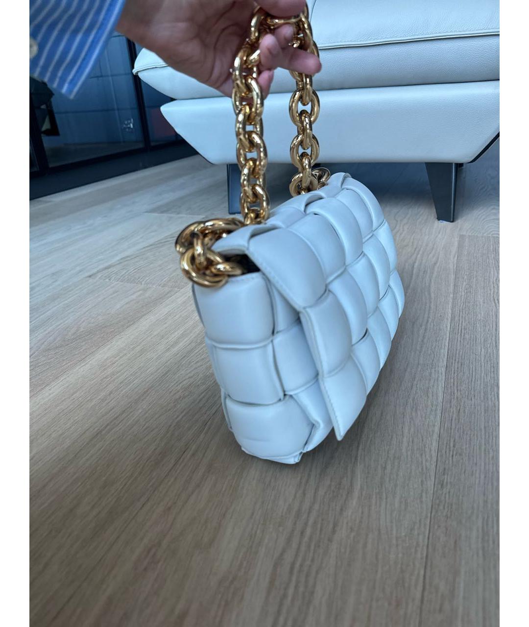 BOTTEGA VENETA Белая кожаная сумка с короткими ручками, фото 2
