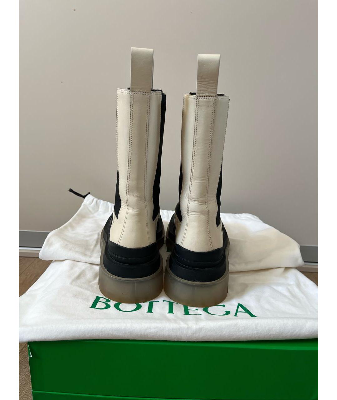 BOTTEGA VENETA Белые кожаные сапоги, фото 4