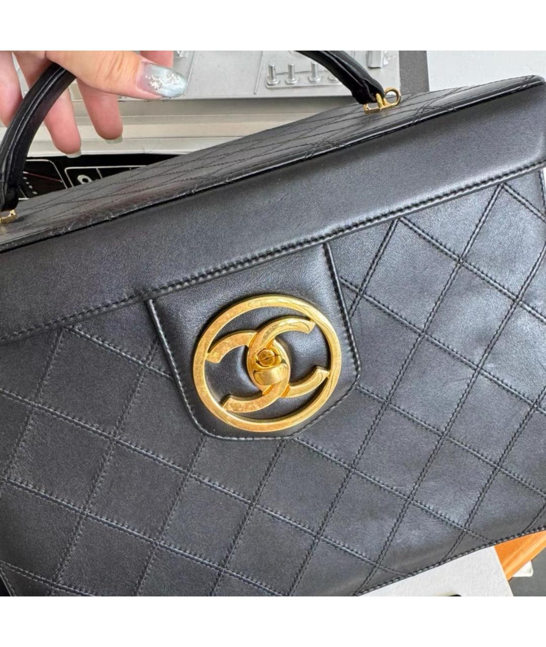 CHANEL Черная кожаная сумка тоут, фото 6