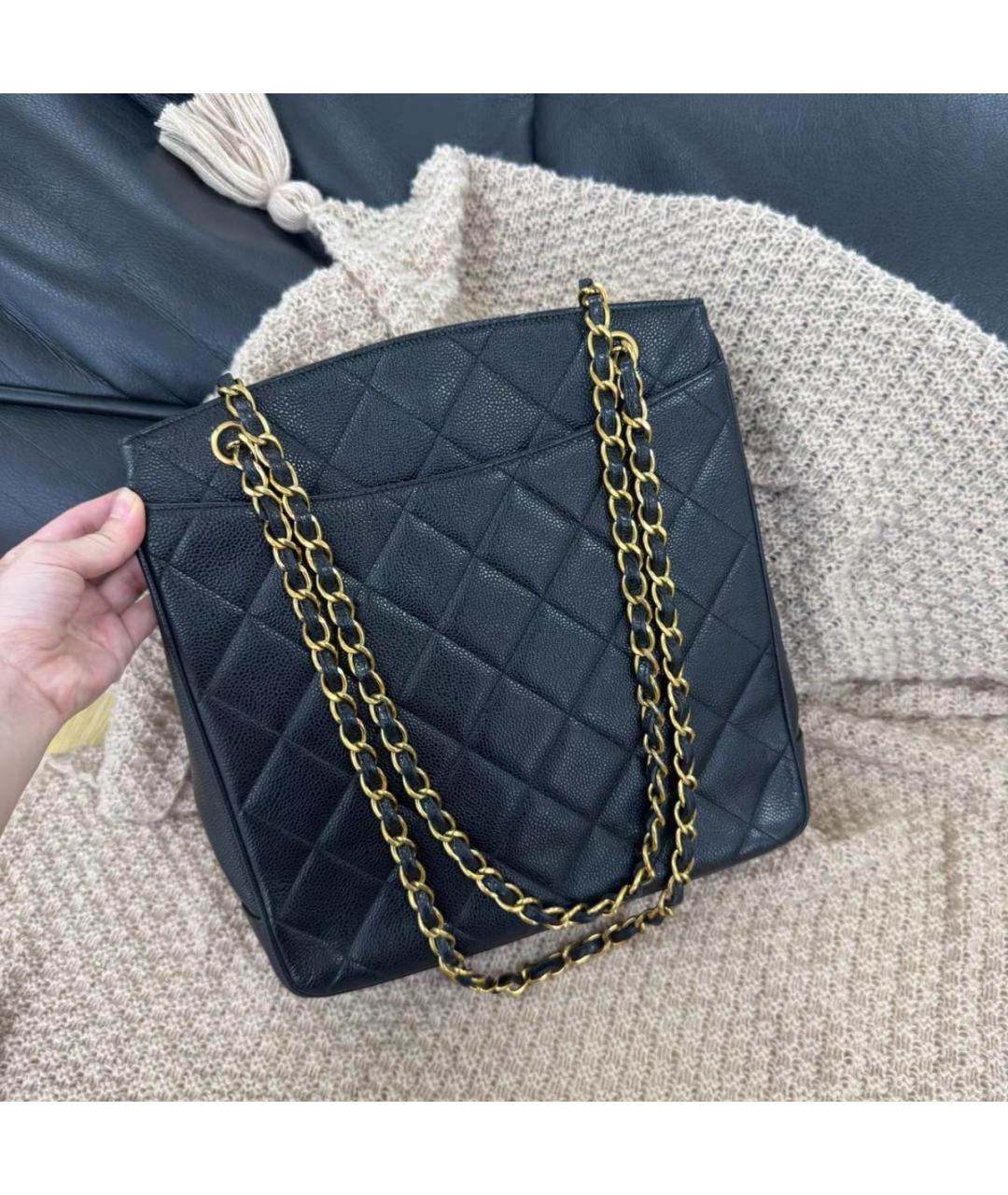 CHANEL Черная кожаная сумка тоут, фото 2