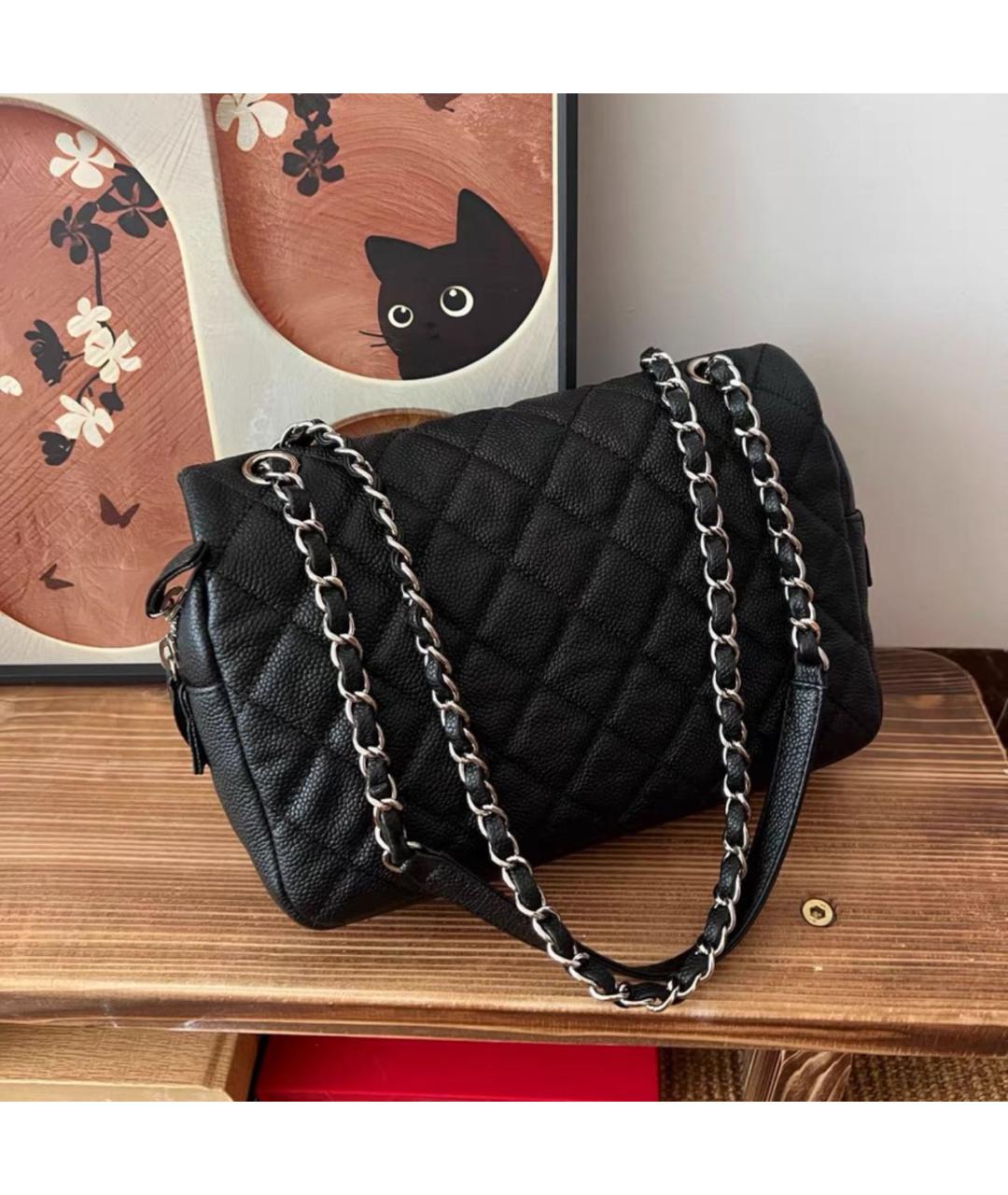CHANEL Черная кожаная сумка тоут, фото 2