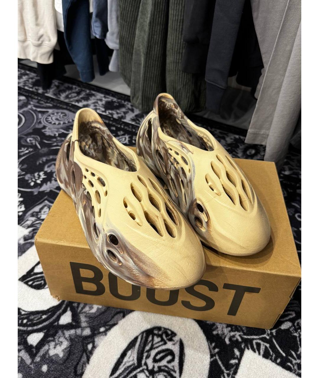 ADIDAS YEEZY Бежевые резиновые сандалии, фото 5
