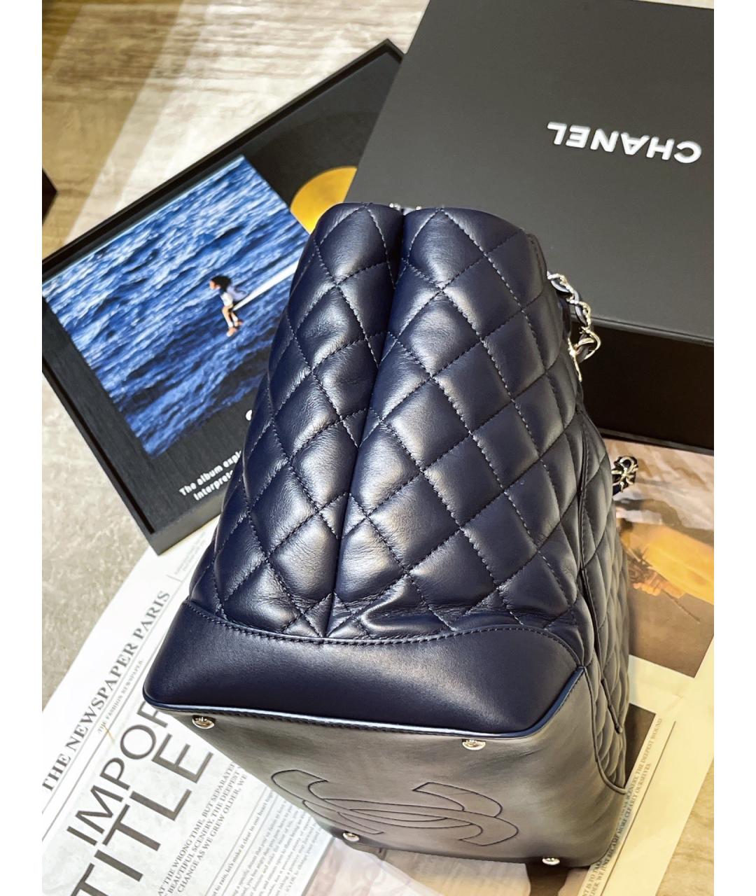CHANEL Синяя кожаная сумка тоут, фото 3