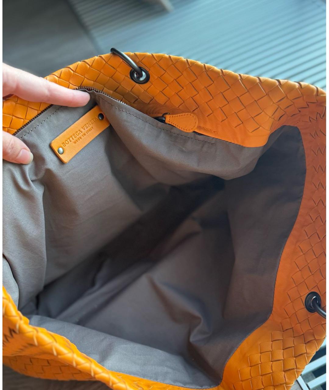 BOTTEGA VENETA Оранжевая кожаная сумка тоут, фото 6