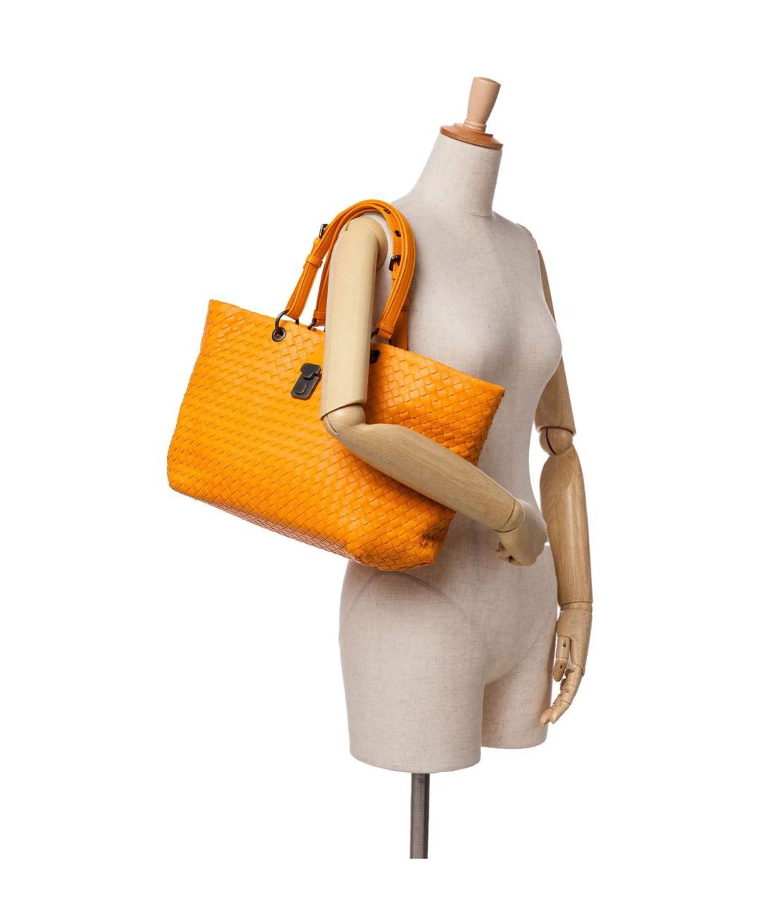 BOTTEGA VENETA Оранжевая кожаная сумка тоут, фото 3