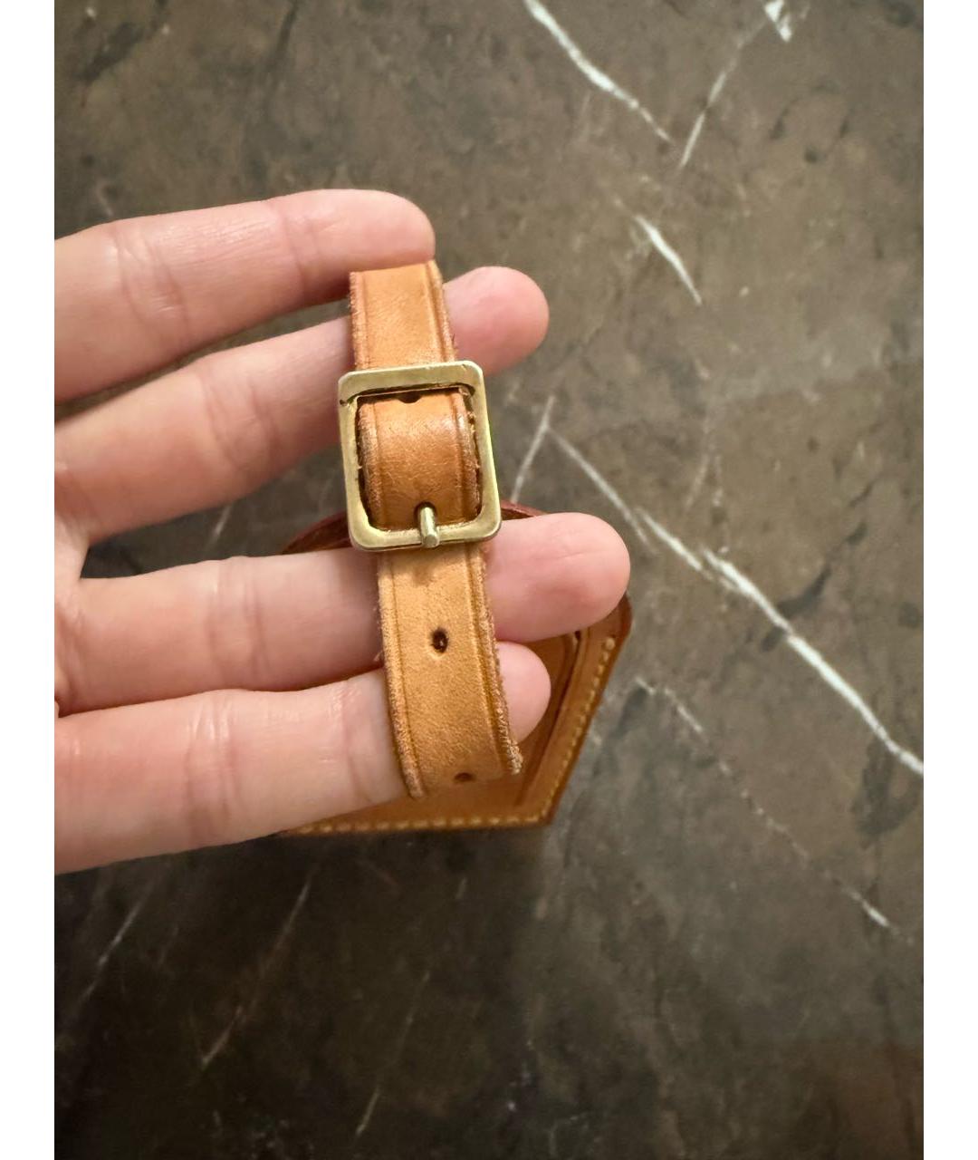 LOUIS VUITTON Бежевый брелок, фото 3