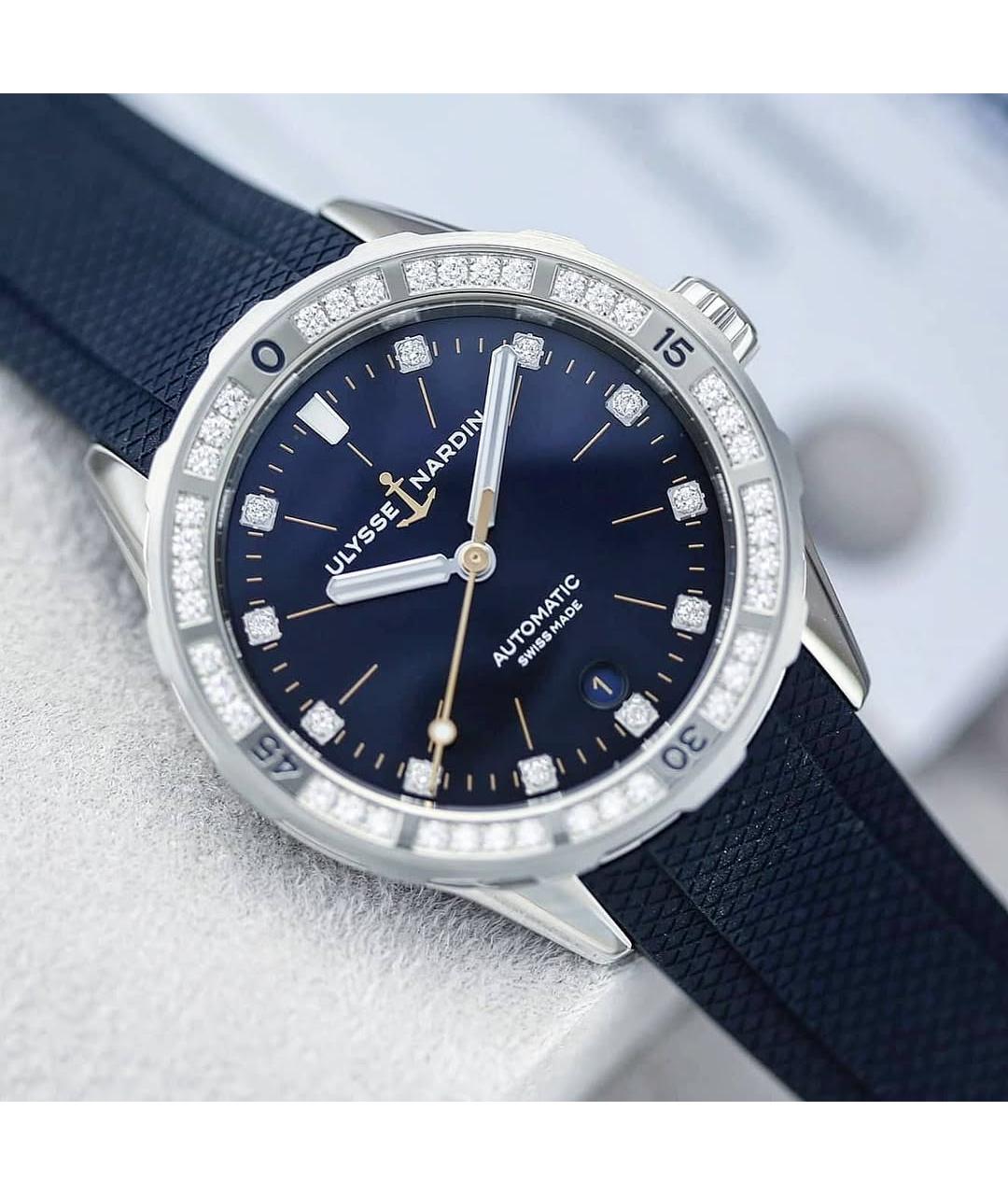 Ulysse Nardin Темно-синие часы, фото 4