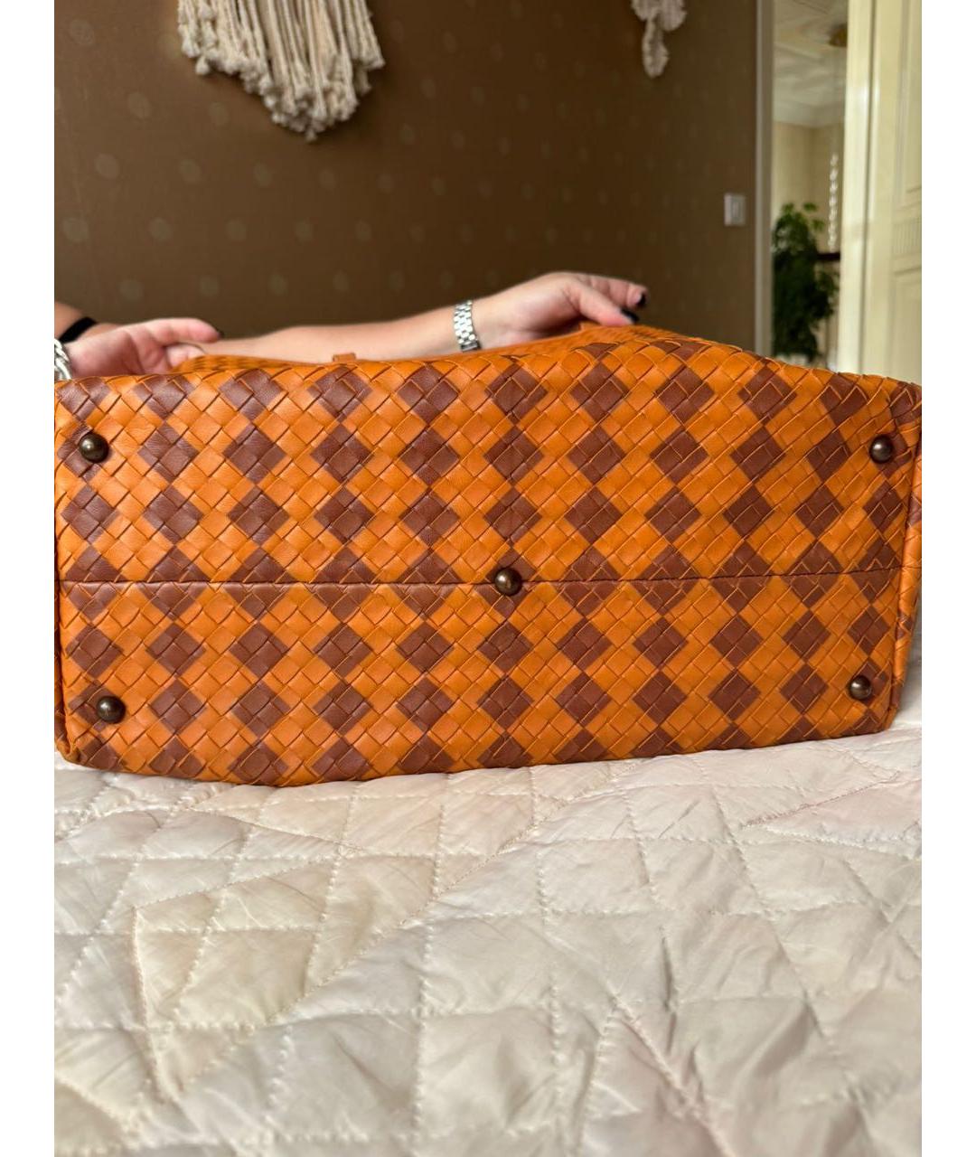 BOTTEGA VENETA Оранжевая кожаная сумка тоут, фото 5