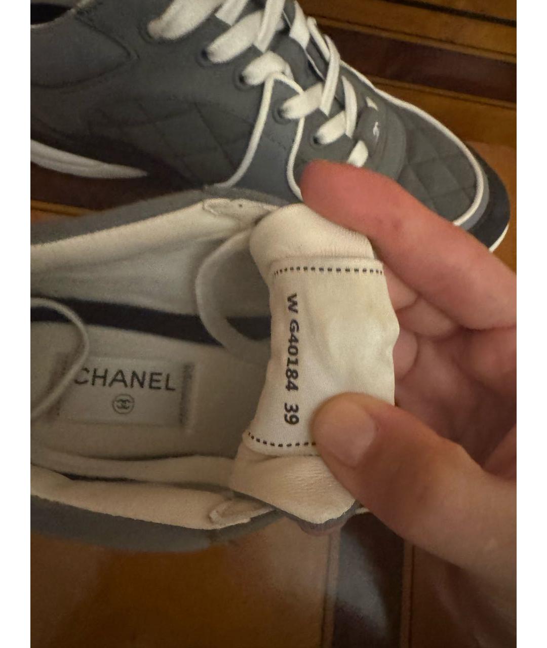 CHANEL Белые кожаные кроссовки, фото 2