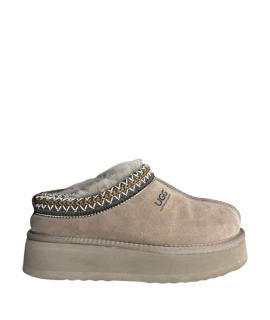 UGG AUSTRALIA Ботинки