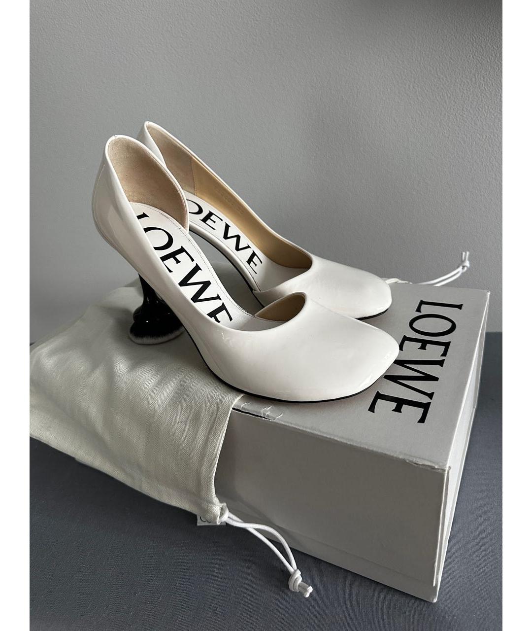 LOEWE Белые туфли из лакированной кожи, фото 6