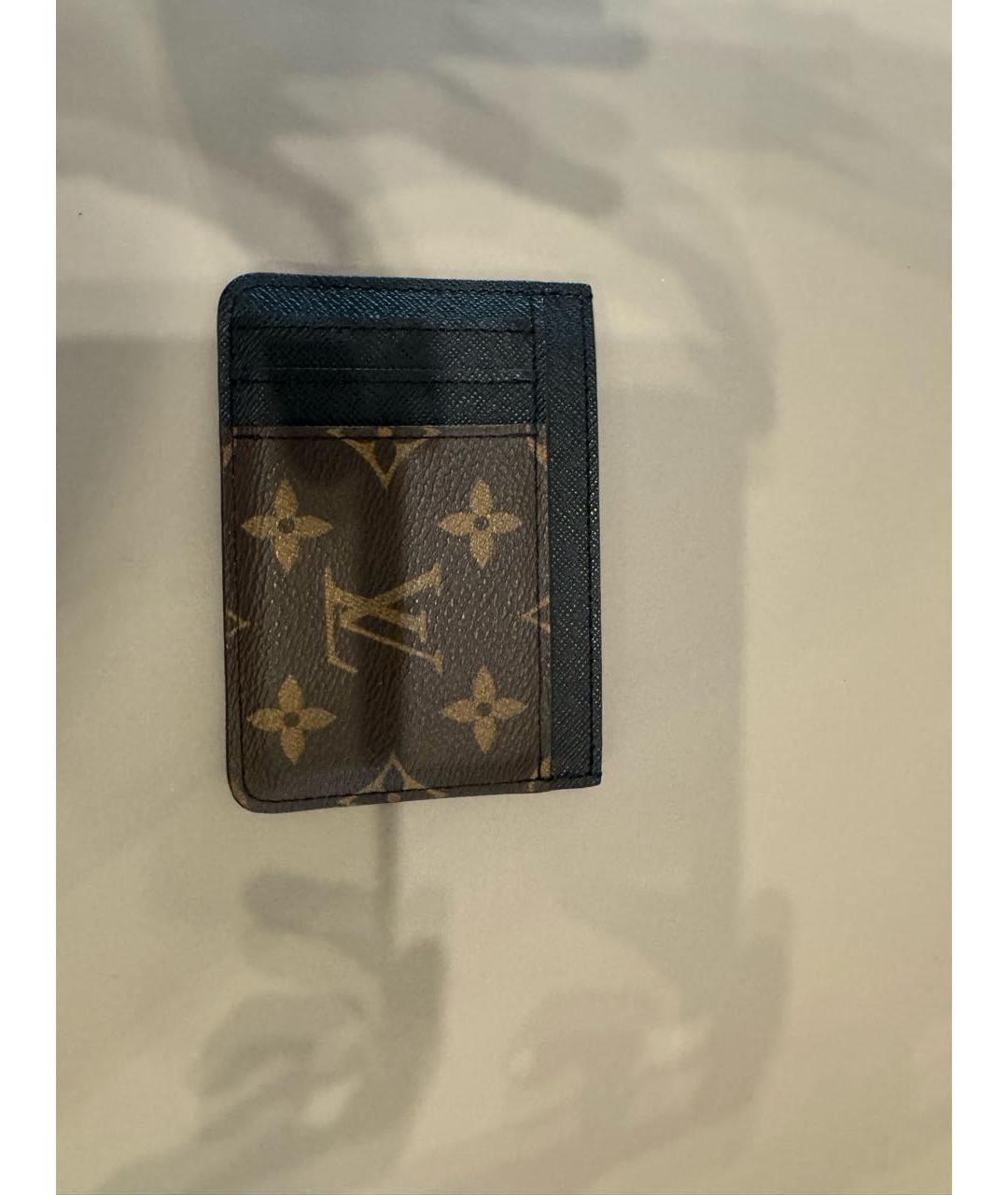 LOUIS VUITTON Коричневый кардхолдер, фото 4