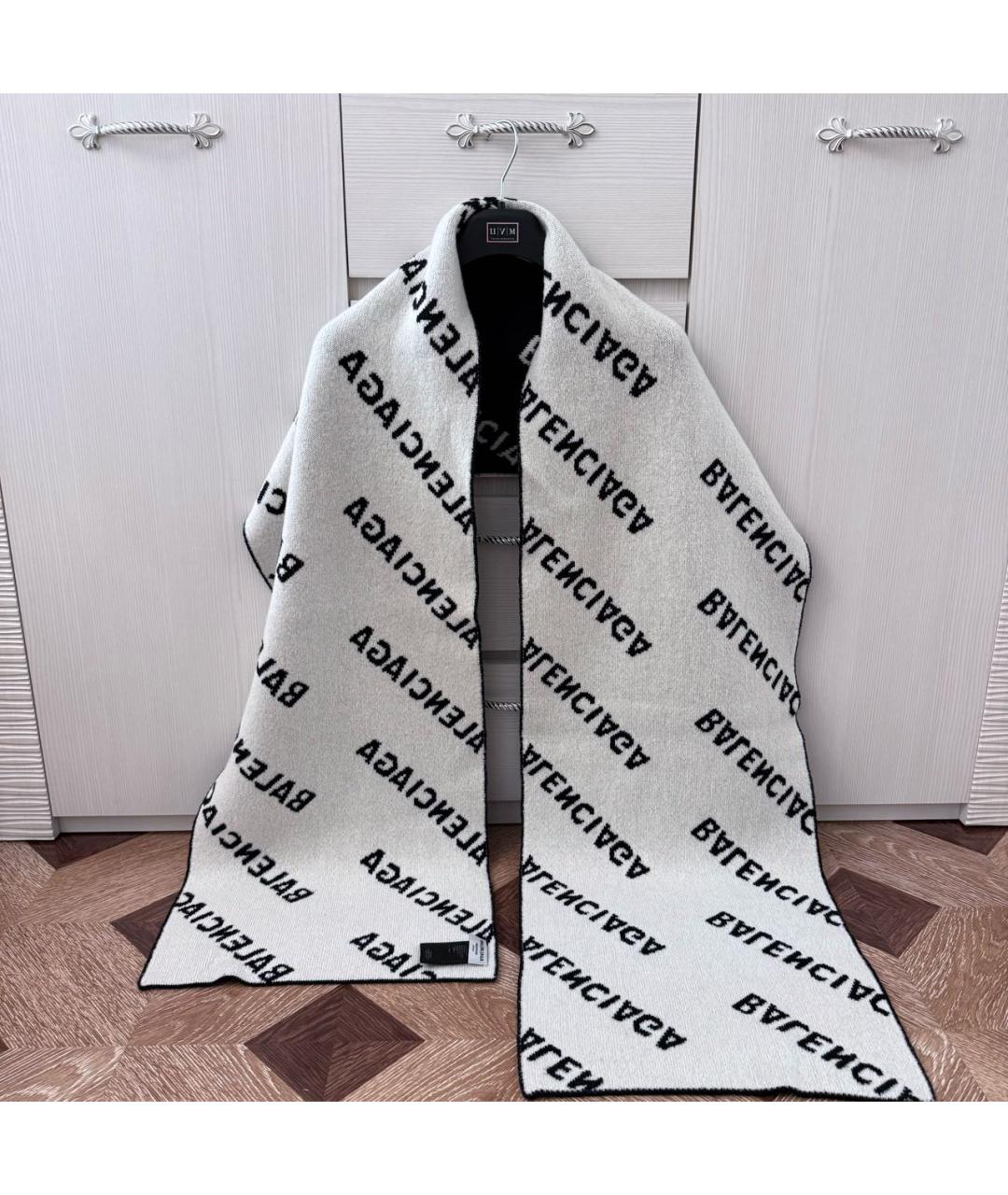 BALENCIAGA Белый шерстяной шарф, фото 2