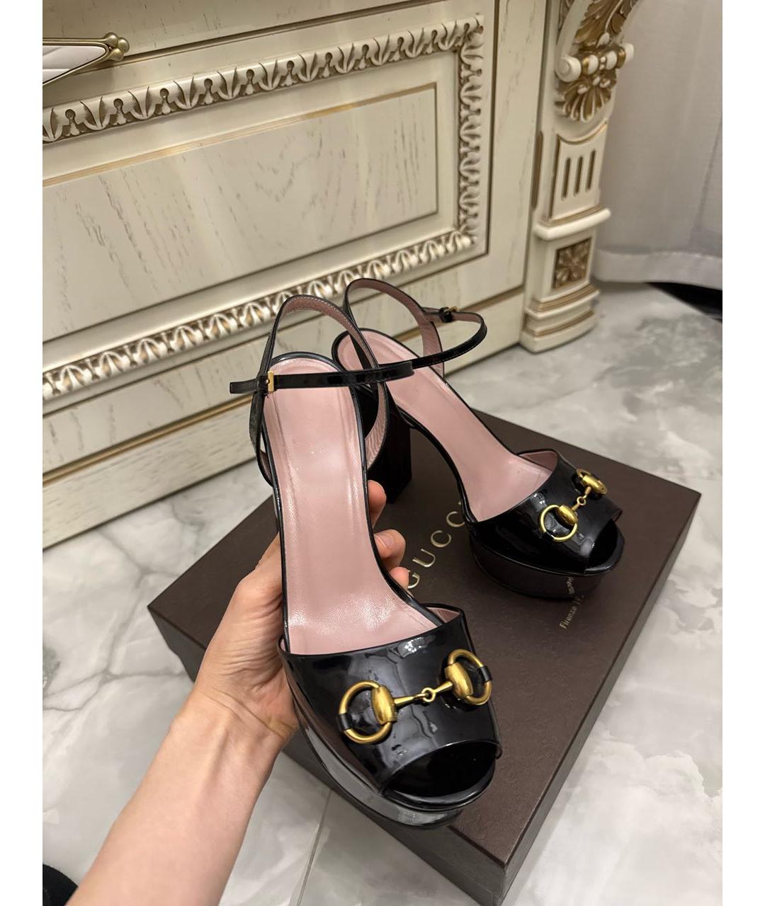 GUCCI Черные босоножки из лакированной кожи, фото 6