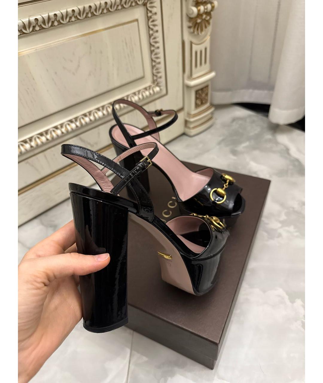 GUCCI Черные босоножки из лакированной кожи, фото 5