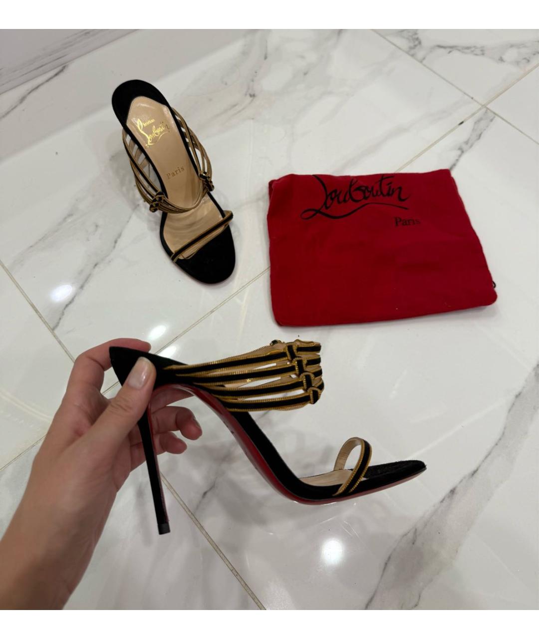 CHRISTIAN LOUBOUTIN Черные замшевые босоножки, фото 2