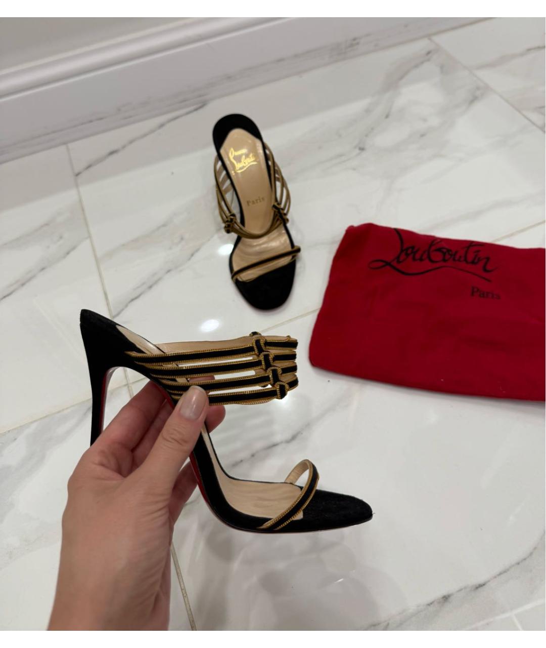 CHRISTIAN LOUBOUTIN Черные замшевые босоножки, фото 4