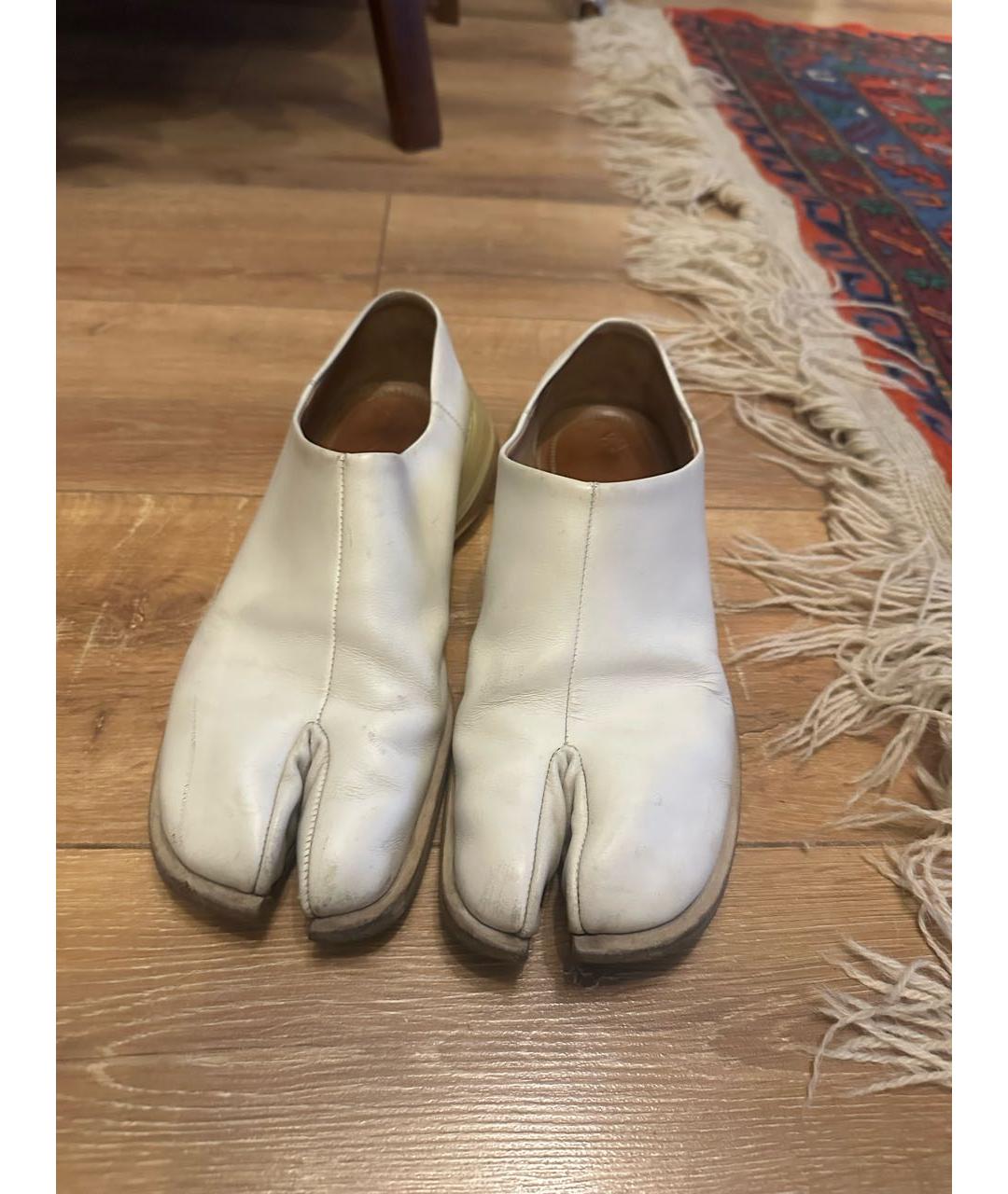 MAISON MARGIELA Бежевые кожаные туфли, фото 2