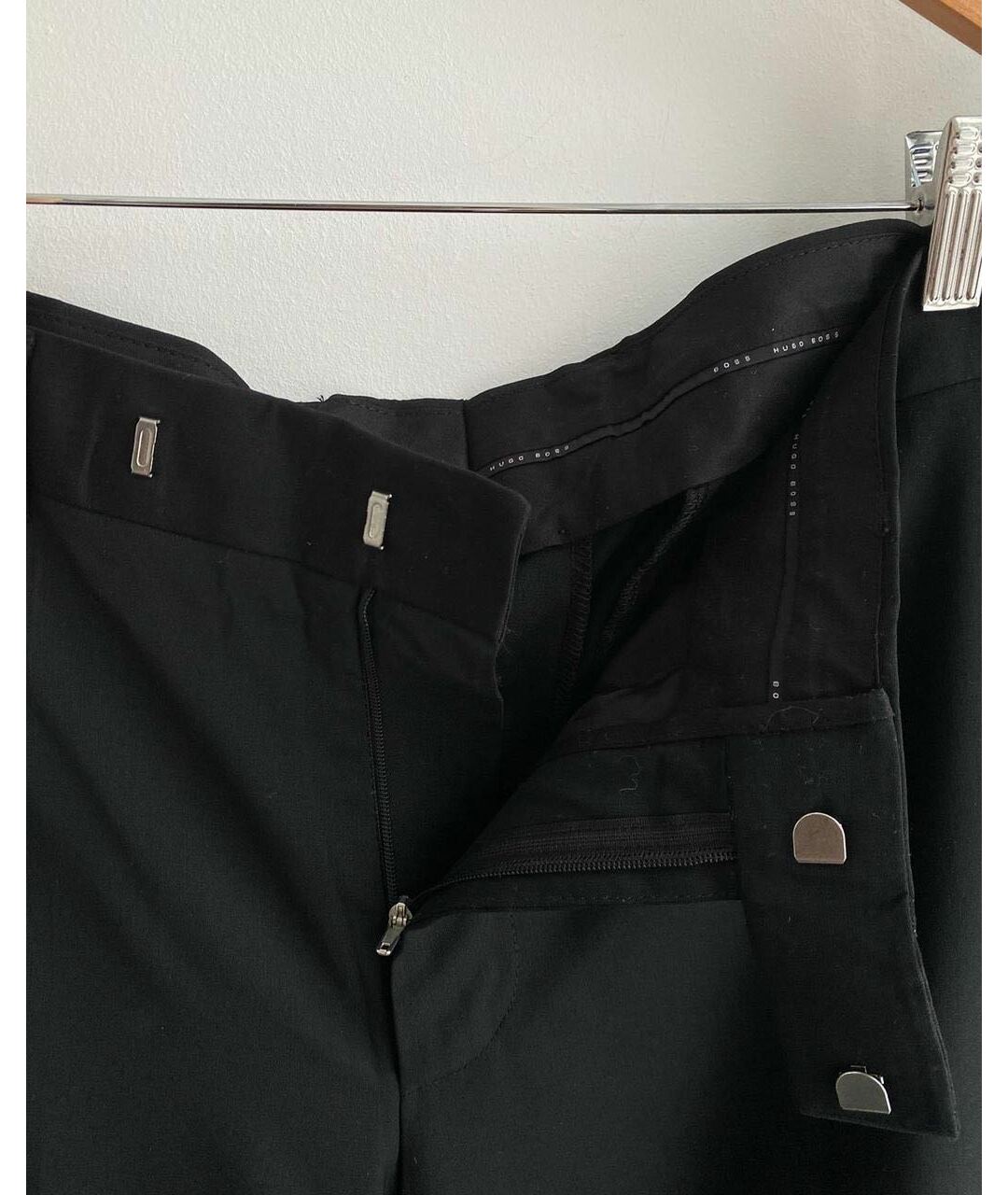 HUGO BOSS Черные классические брюки, фото 3