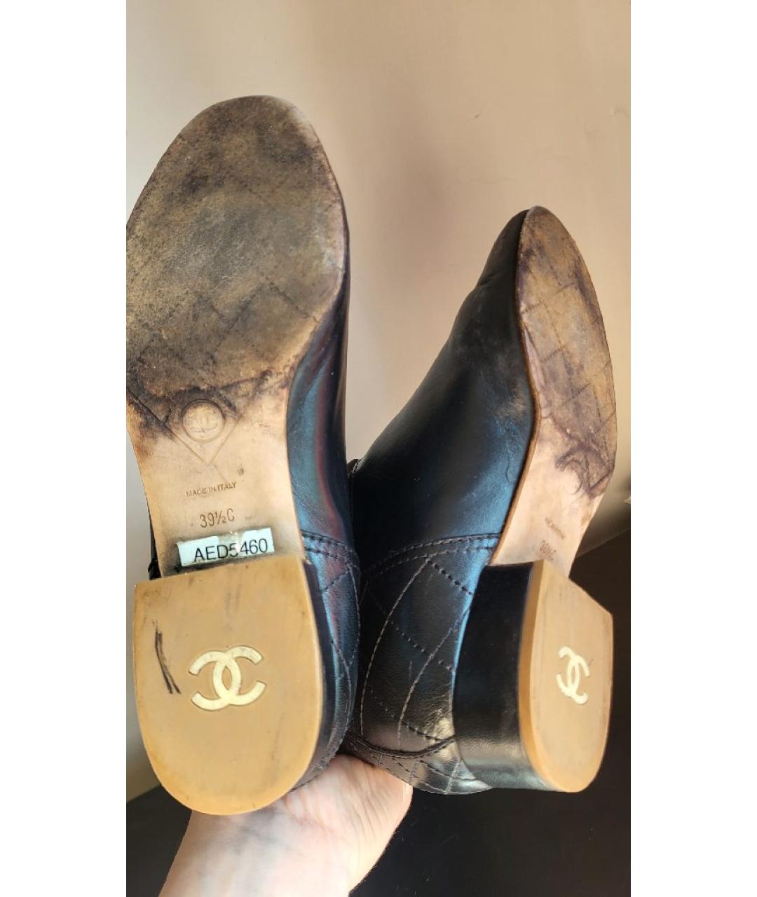 CHANEL Черные кожаные сапоги, фото 6
