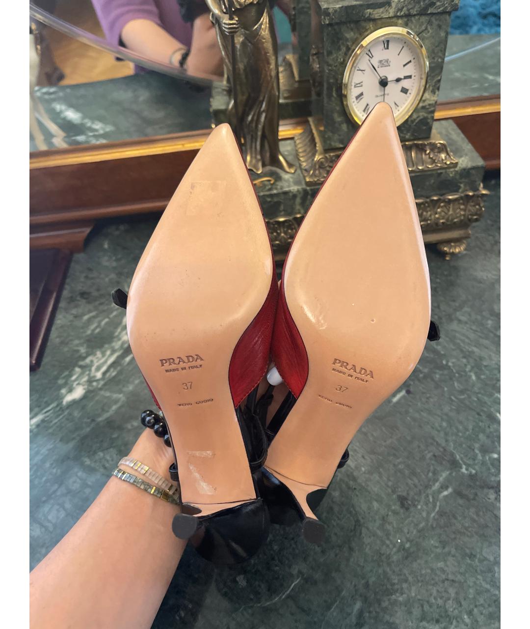 PRADA Красные кожаные лодочки на низком каблуке, фото 5