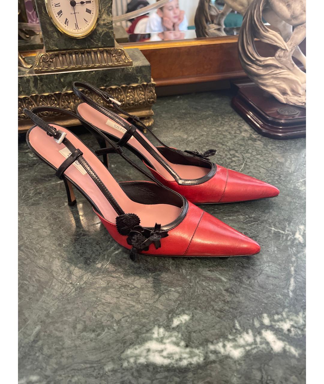 PRADA Красные кожаные лодочки на низком каблуке, фото 6