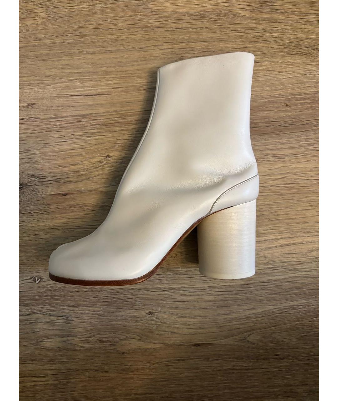 MAISON MARGIELA Белые кожаные ботильоны, фото 5