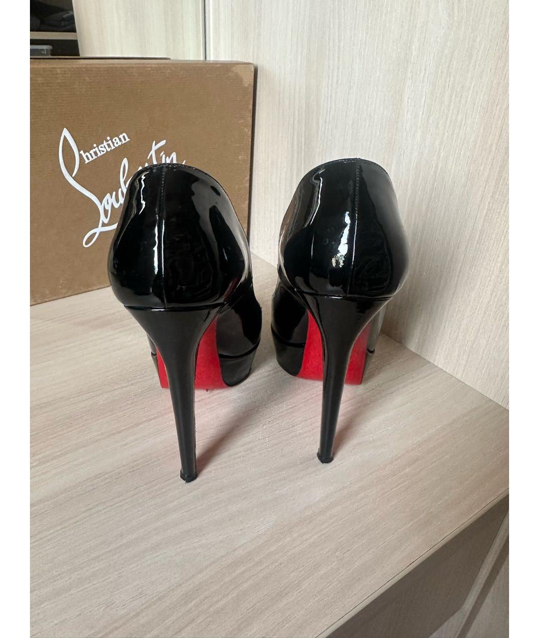 CHRISTIAN LOUBOUTIN Черные туфли из лакированной кожи, фото 4
